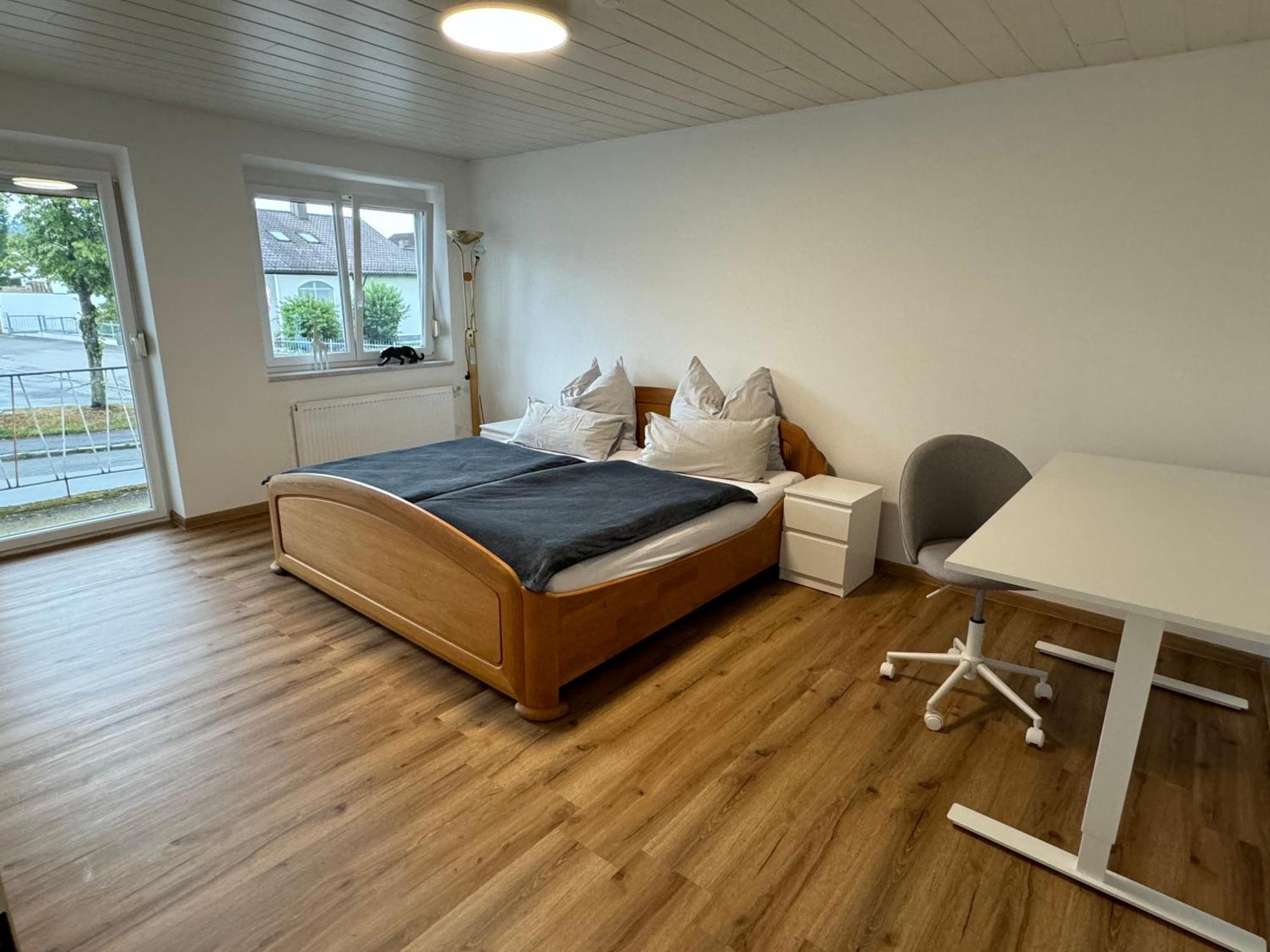 3 Zimmer Apartment Mit Flussblick - Self Check-In إغنفلدن المظهر الخارجي الصورة
